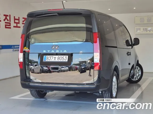 Hyundai Staria Staria Карго 5 мест — Фото автомобиля 5