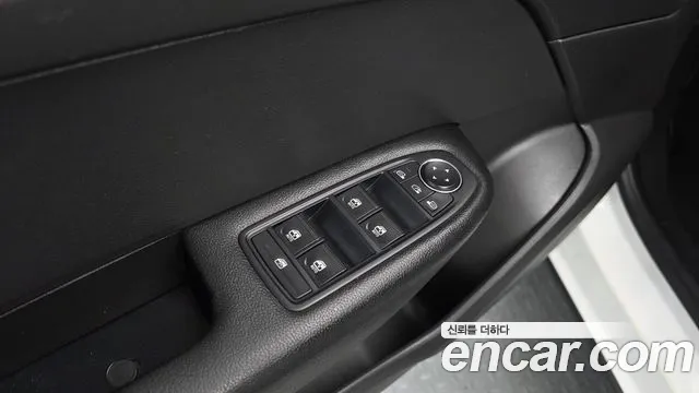 Renault Korea XM3 — Фото автомобиля 17
