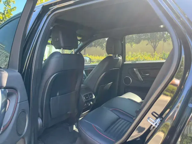 Land Rover Discovery Sport — Фото автомобиля 6