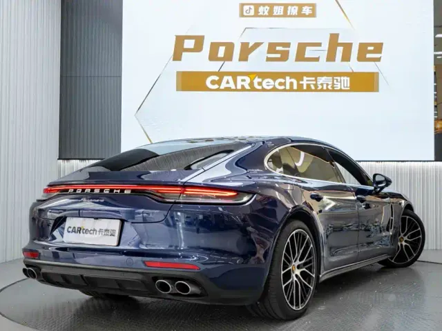 Porsche Panamera — Фото автомобиля 7