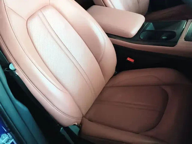 Nio EC6 — Фото автомобиля 24