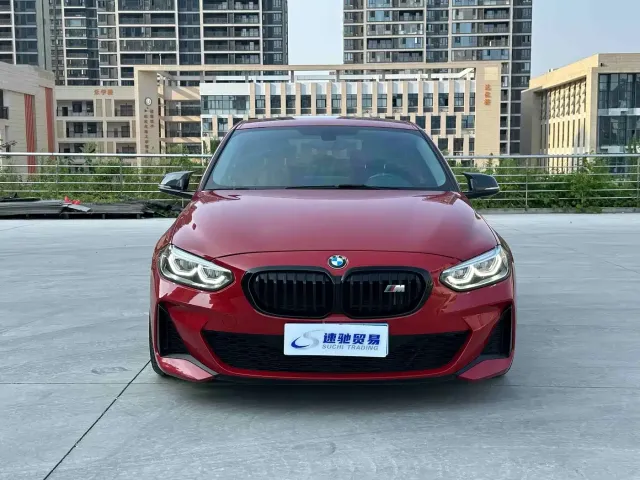 BMW BMW 1 Series 2021 120i M Sport Shadow Edition — Фото автомобиля 2