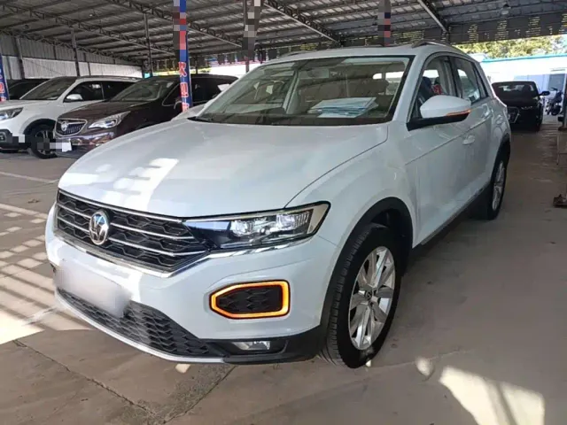 Фотография автомобиля — Volkswagen T-Roc