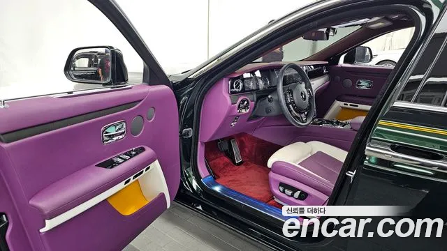 Rolls-Royce Ghost — Фото автомобиля 10