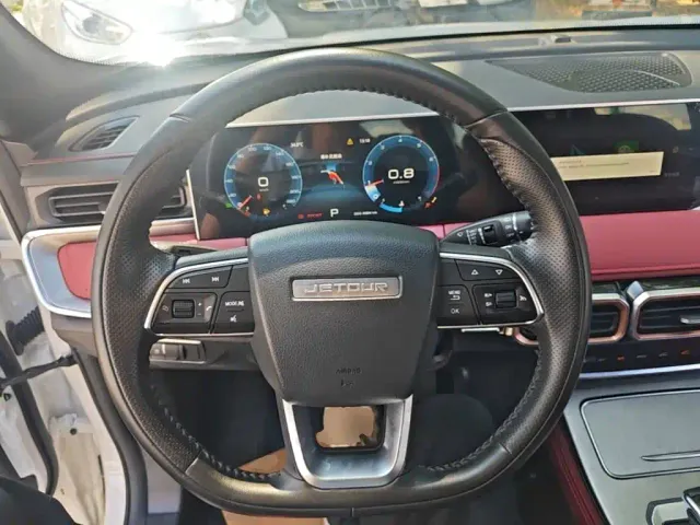 Jetour X70 Plus — Фото автомобиля 10