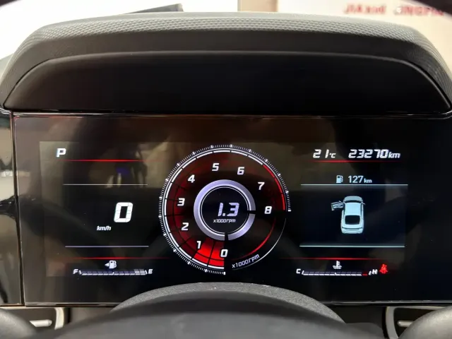 Hyundai Elantra — Фото автомобиля 10