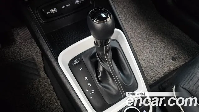 Hyundai Venue Venue 1.6 Flux — Фото автомобиля 9