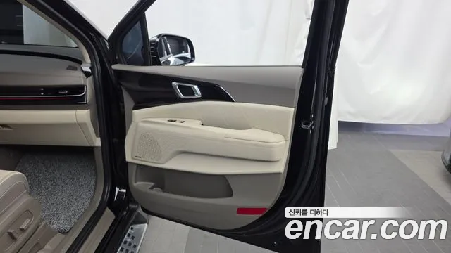 Kia Carnival 4th Gen — Фото автомобиля 14