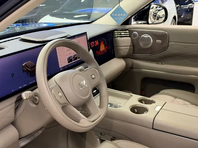 IM Motors LS9 — Фото автомобиля 7