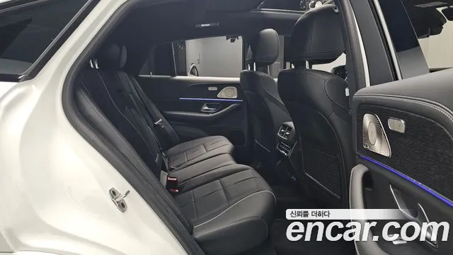 Mercedes-Benz GLE-Class — Фото автомобиля 10