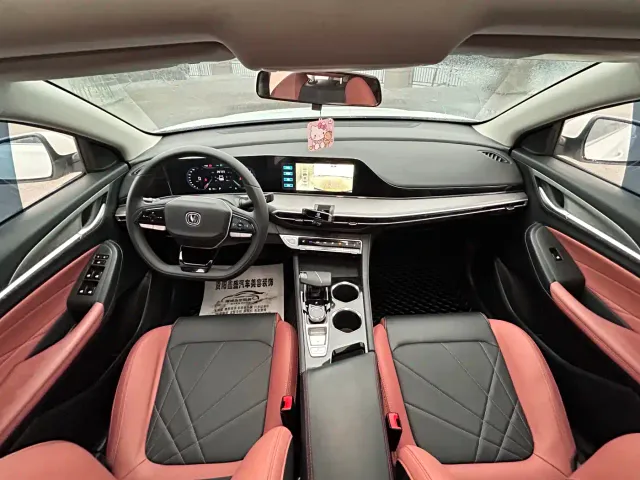 Changan Eado — Фото автомобиля 21