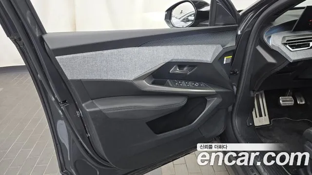 Peugeot 3008 — Фото автомобиля 23