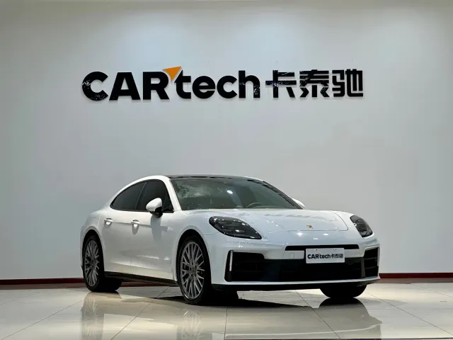 Porsche Panamera — Фото автомобиля 3