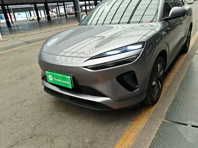 BYD Sealion 06 — Фото автомобиля 23