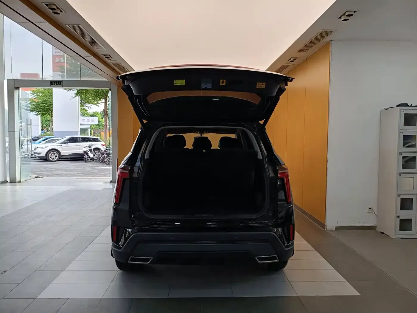Sehol Sehol X8 PLUS 2023 1.5TGDI DCT Smart Enjoyment Edition (7-seater) — Фото автомобиля 29