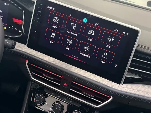 Volkswagen Sagitar — Фото автомобиля 11