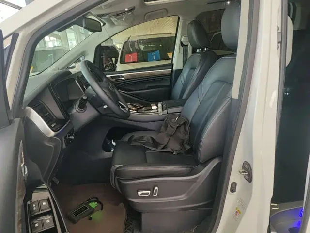 GAC Trumpchi M8 — Фото автомобиля 14