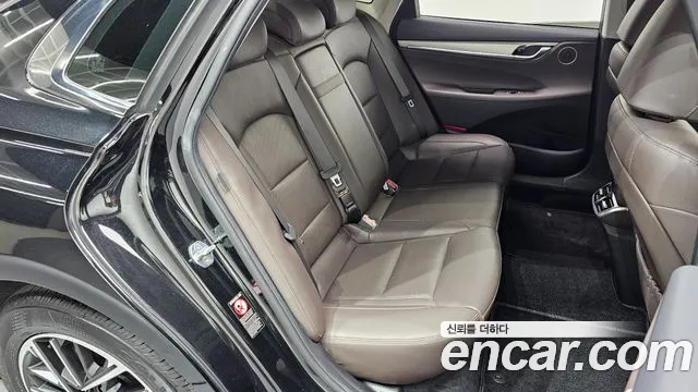 Hyundai Grandeur — Фото автомобиля 11