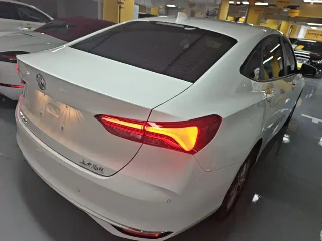 Buick Verano — Фото автомобиля 6