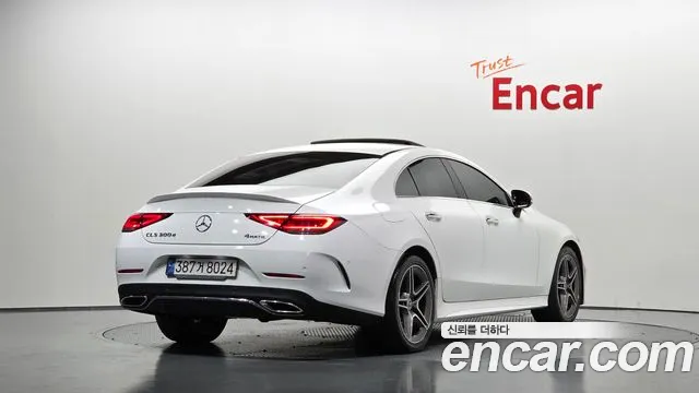 Mercedes-Benz CLS-Class — Фото автомобиля 2