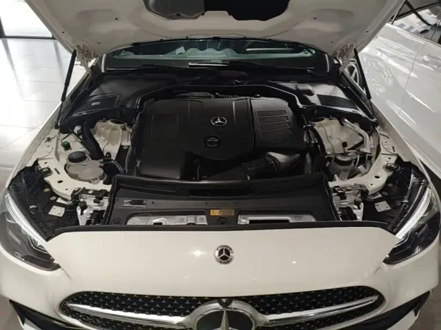 Mercedes-Benz C-Class — Фото автомобиля 19
