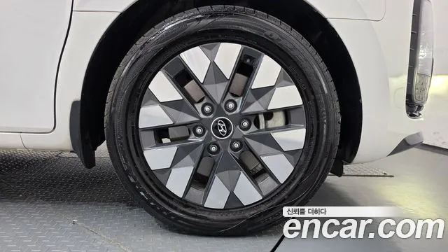 Hyundai Staria — Фото автомобиля 6