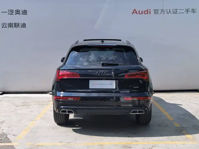 Audi Q5L — Фото автомобиля 5