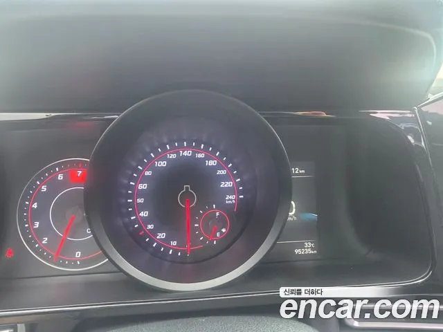 Hyundai AVANTE Avante (CN7) — Фото автомобиля 8