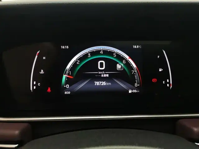 GAC Trumpchi M6 — Фото автомобиля 14