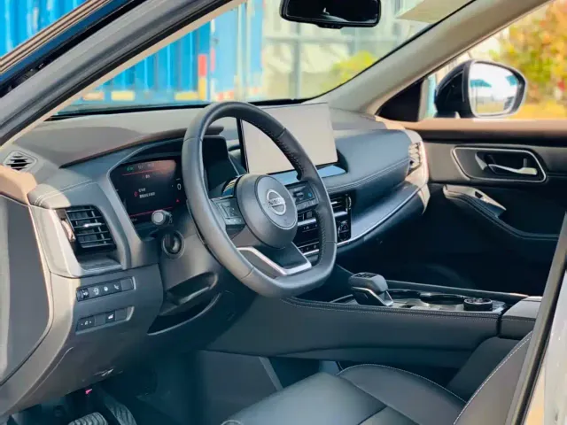 Nissan X-Trail — Фото автомобиля 10