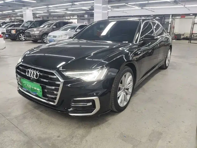 Фотография автомобиля — Audi A6L