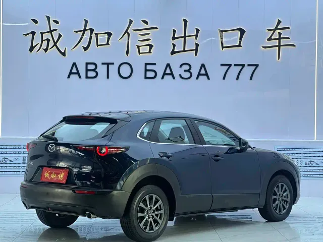 Mazda CX-30 — Фото автомобиля 4