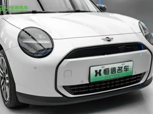 MINI Cooper — Фото автомобиля 5