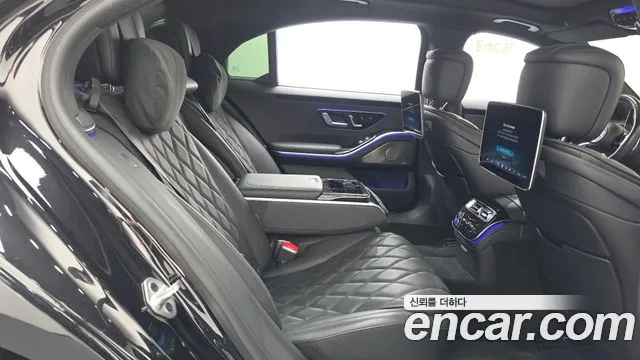 Mercedes-Benz S-Class — Фото автомобиля 17