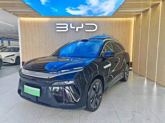 Фотография автомобиля — BYD Tang L