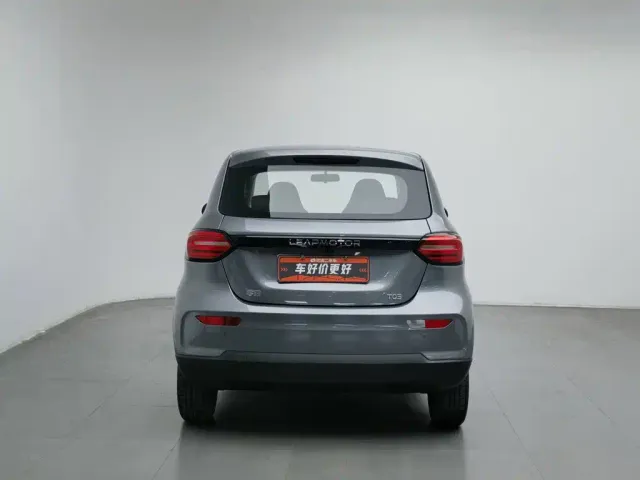 Leapmotor T03 — Фото автомобиля 4