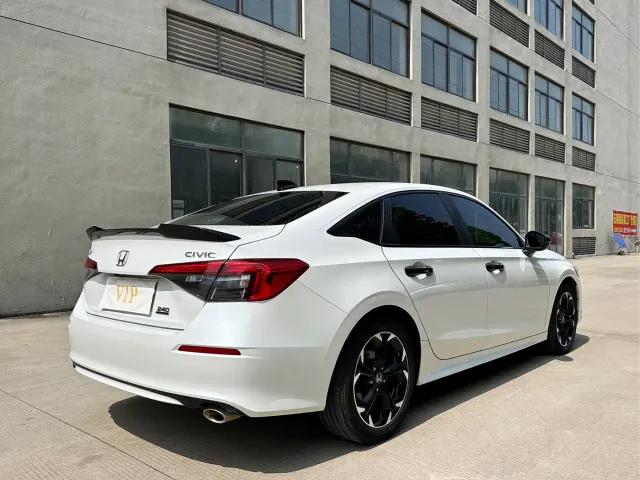 Honda Civic — Фото автомобиля 16