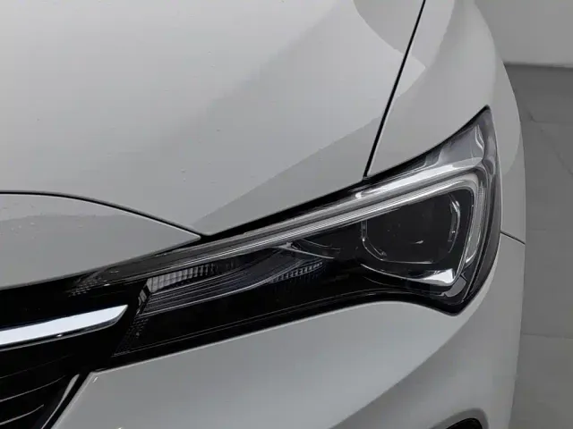 Buick Verano — Фото автомобиля 7