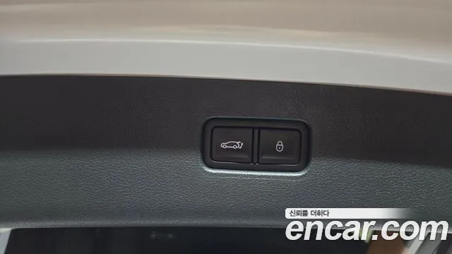 Genesis GV80 — Фото автомобиля 22