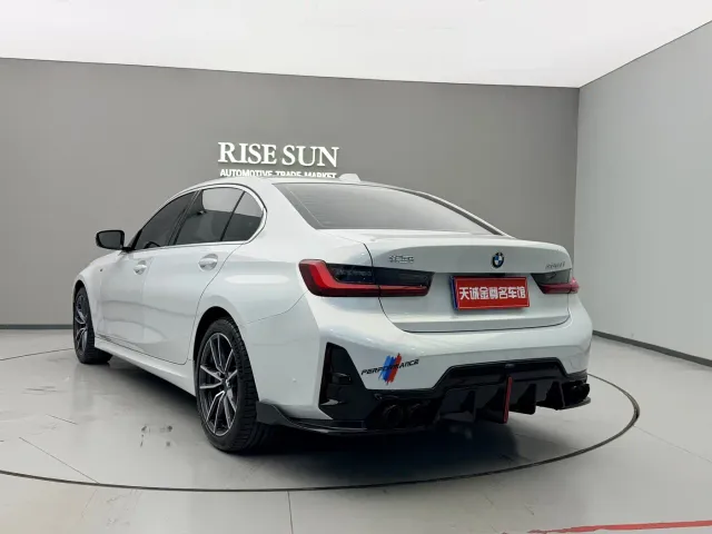 BMW 3 Series — Фото автомобиля 5