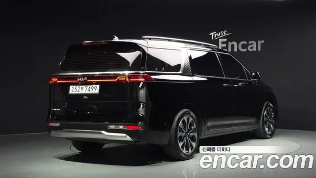 Kia Carnival 4th Gen — Фото автомобиля 2
