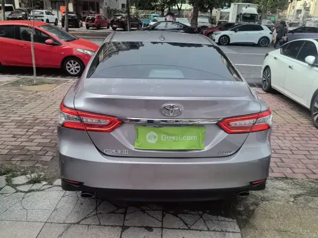 Toyota Camry — Фото автомобиля 5