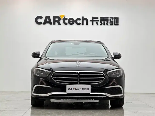 Mercedes-Benz E-Class — Фото автомобиля 7