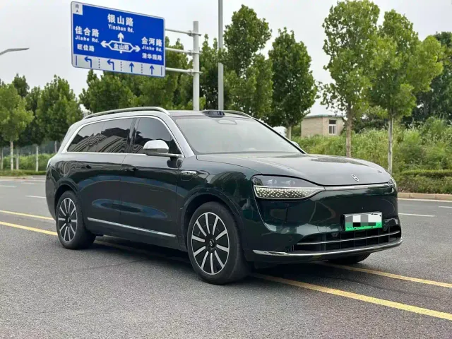 Aito M9 — Фото автомобиля 3