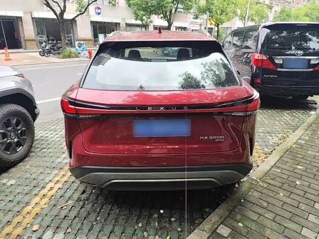 Lexus RX — Фото автомобиля 5