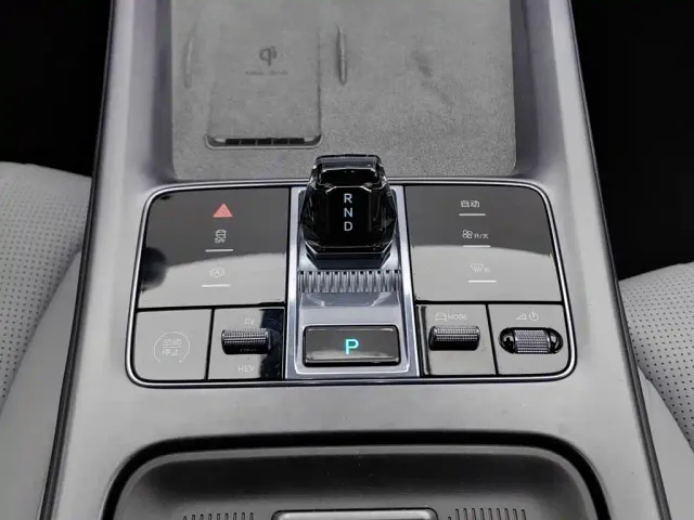 BYD Seal — Фото автомобиля 13