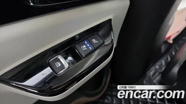 Kia Canival Carnival 4 поколение Дизель 7 мест Signature — Фото автомобиля 22