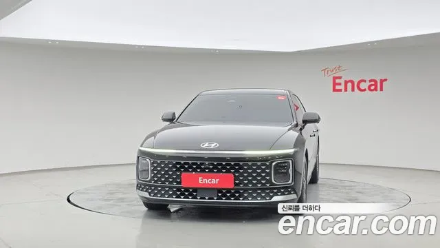 Hyundai Grandeur Grandeur (GN7) 2.5 Бензин 2WD — Фото автомобиля 3