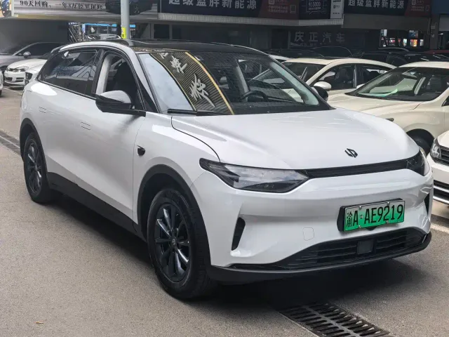 Leapmotor C11 — Фото автомобиля 3