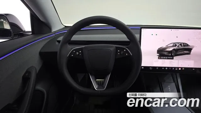Tesla Model 3 — Фото автомобиля 19